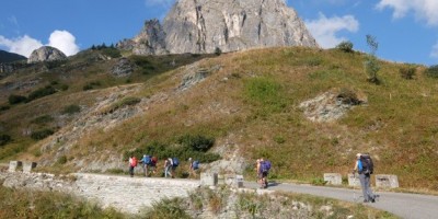 Trekking Traversata GTA delle Valli Occitane - 31-07-2022 TREKKING ESTIVI  17-sulla-strada-per-il-colle-fauniera-copia.jpg