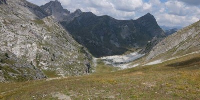 Trekking Traversata GTA delle Valli Occitane - 31-07-2022 TREKKING ESTIVI           18-dal-colle-del-vallonetto-verso-la-meja.jpg