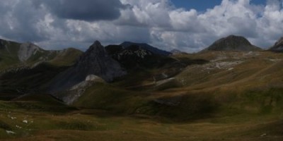 Trekking Traversata GTA delle Valli Occitane - 31-07-2022 TREKKING ESTIVI  20-vista-dal-colle-di-valcavera-a-sinistra-in-fondo-rocca-la-meja.jpg