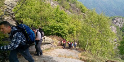 COLLE DELLA BESSA E CAPPELLA DEI TRE DENTI (1343 m) - 14-05-2017 ESCURSIONISMO ESTIVO 