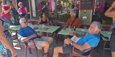 Trekking Monti Bauges - 01-08-2016 TREKKING ESTIVI Trekking UET 2016 - Sosta presso ciocolateria di Pont Detrier m. 583 -  foto di Laura Spagnolini