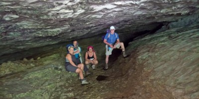 Trekking Monti Bauges - 01-08-2016 TREKKING ESTIVI Trekking UET 2016 - Allinterno delle grotte de Prerouge -  foto di Laura Spagnolini