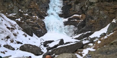 Rifugio Willy Jervis (1732 m) - 22-01-2017 ESCURSIONISMO INVERNALE la cascata del Pis ghiacciata... spettacolo!
