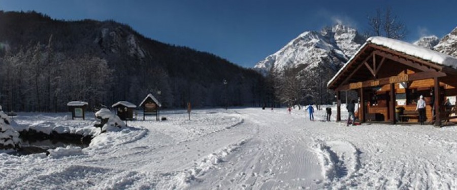 slide-image-1.jpg